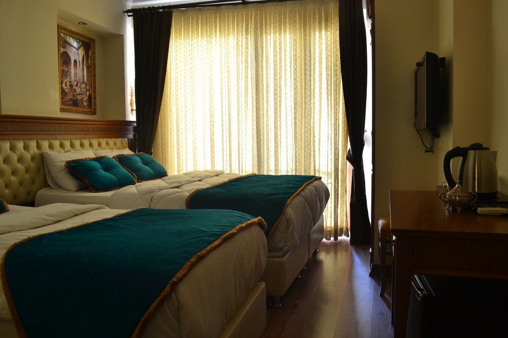 Blue Istanbul Suites Екстериор снимка